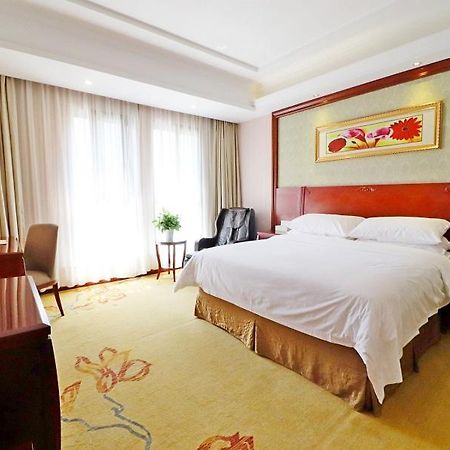 Vienna Hotel Shanghai Hongqiao National Convention Centre Exterior photo