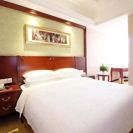 Vienna Hotel Shanghai Hongqiao National Convention Centre Exterior photo